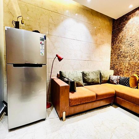 Divine Studios Rajouri Garden New Delhi Luaran gambar