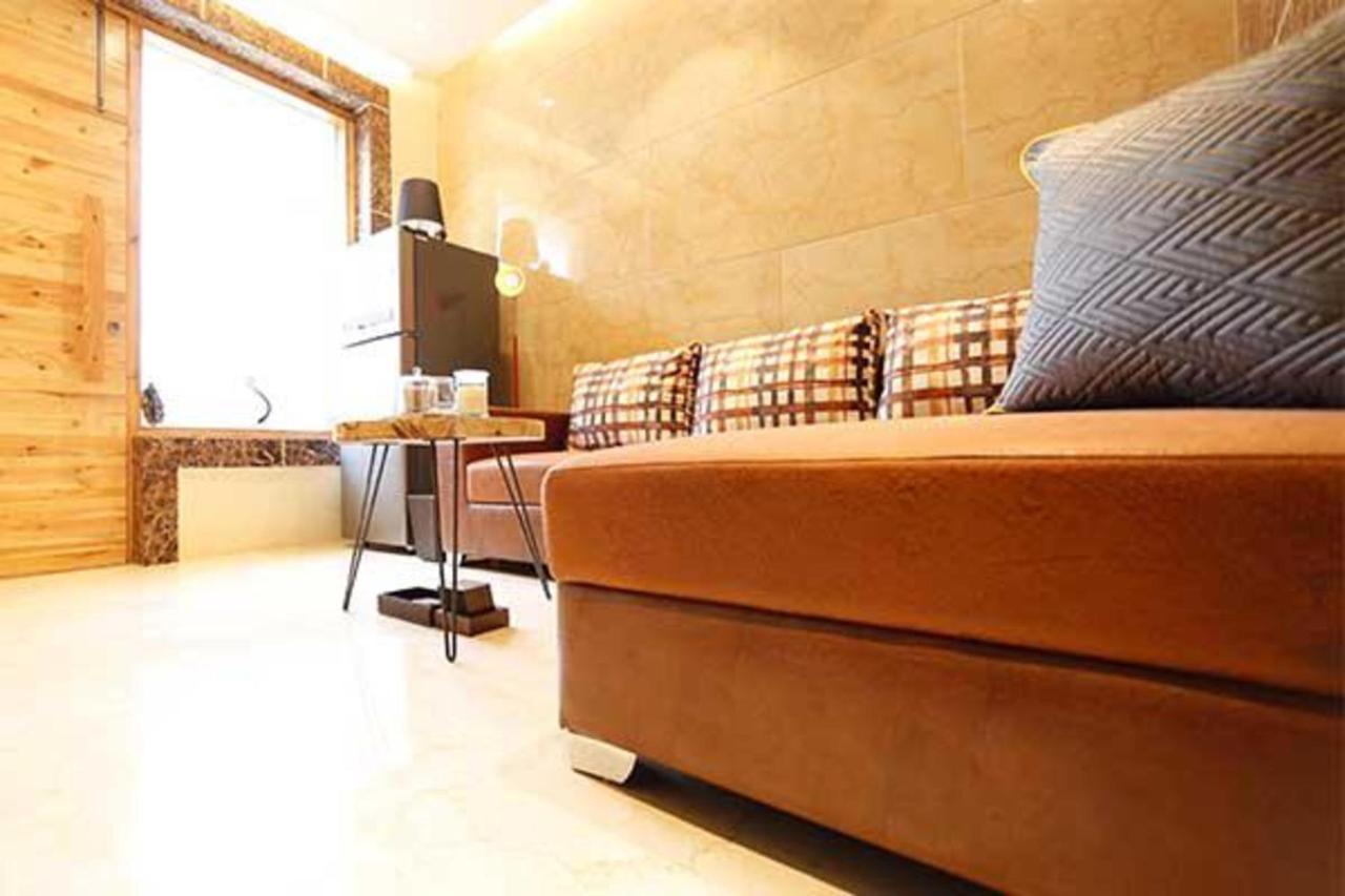 Divine Studios Rajouri Garden New Delhi Luaran gambar