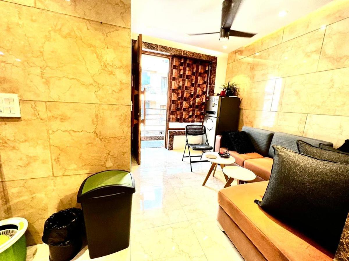 Divine Studios Rajouri Garden New Delhi Luaran gambar