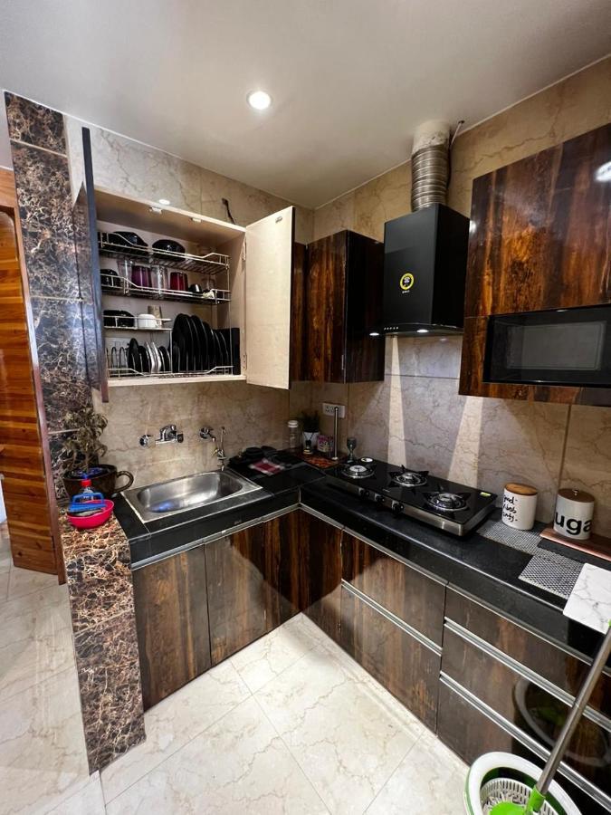 Divine Studios Rajouri Garden New Delhi Luaran gambar
